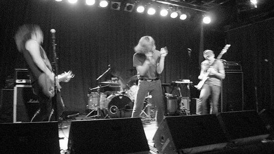 Neumos, sweaty.jpg