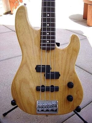 93PBass07.jpg 93PBass07.jpg