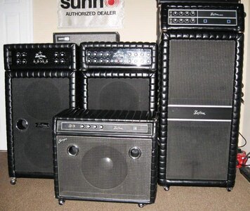 Kustom kollection  incl Charger.JPG