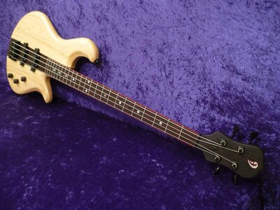 dbass10.jpg