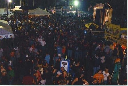Crowd at Laconia.jpg