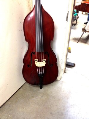 Kolstein Busetto 'travel bass' in London, UK