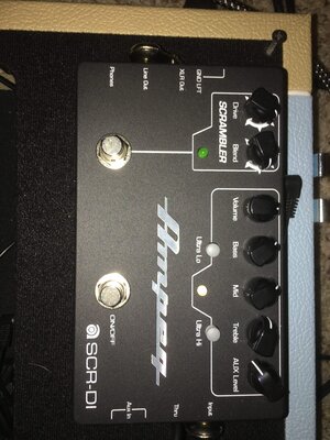 Ampeg SCR DI preamp pedal