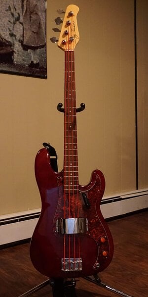 Jay Turser P Front.jpg Jay Turser P Front.jpg