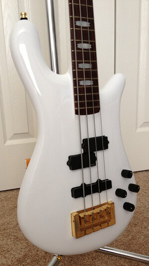 WhiteNS2Body_zpsacef8d21.jpg