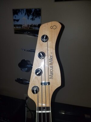 Headstock Front.jpg