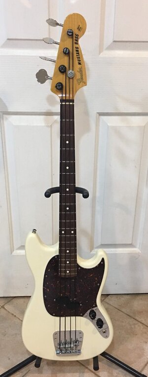Fender Mustang Bass CIJ
