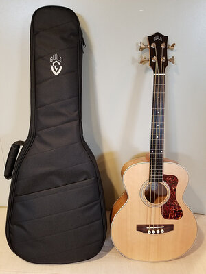 Guild Jumbo Junior - Acoustic Bass Guitar