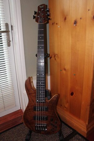 FODERA Emperor Deluxe 5-String