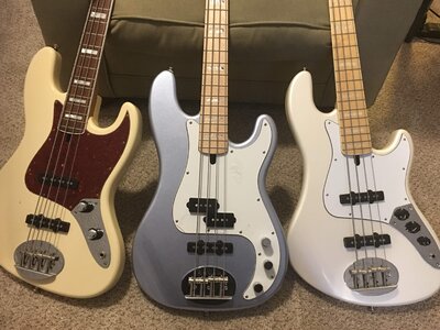 24 Hour Flash Sale $750 Shipped: 2008 Lakland Skyline DJ4 (Darryl Jones)
