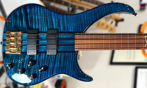 Peavey Cirrus USA Fretless *PRICE DROP*
