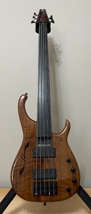 2011 Modulus Quantum-5 Semi-Hollow Body Bass – Immaculate Condition