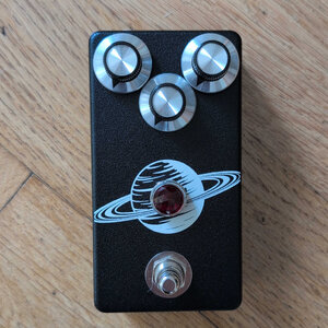 Spaceman Effects Saturn VI rehoused, unique with top jacks!