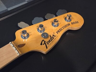 Fender MIM Steve Harris neck with tuners