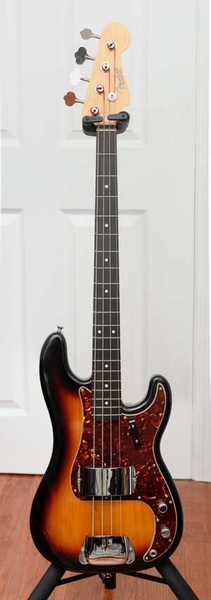 Fender Precision MIJH 60-02.jpg