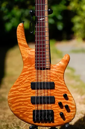 Roscoe Century Custom 3005 - 4A Quilted Maple 2023 - Gloss