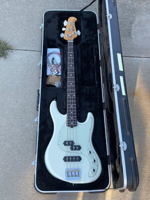 Ernie Ball Music Man Caprice