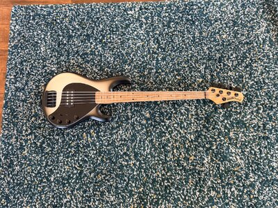 Ernie Ball Musicman Stingray Special H5