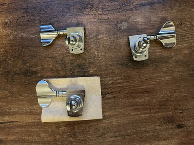 Grover wavy bass tuners