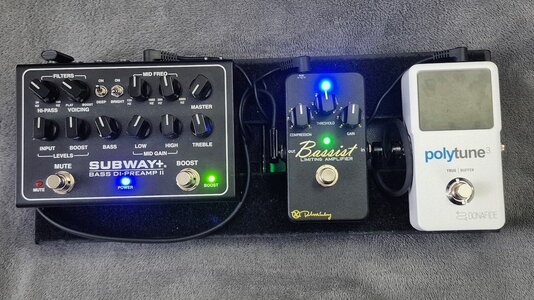 Pedalboard Mesa 260806.jpeg