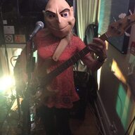 Bassbarbie
