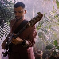 alecvbass