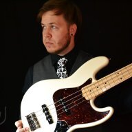 Bass_Face08