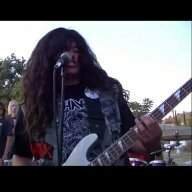 Piranha_shreds_4strings