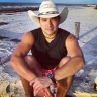 Carlos W