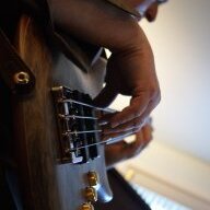 GILLESBASS