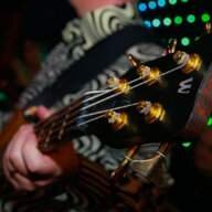 funkybassgroove