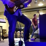 Jose Bass