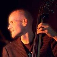 Triplebassist