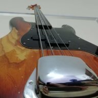 p-bass 77