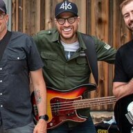 Iplaybass613