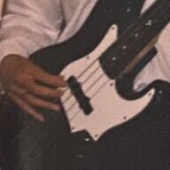 Bass Motifs