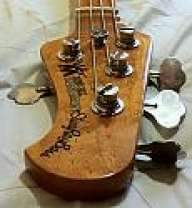 I-play-bass