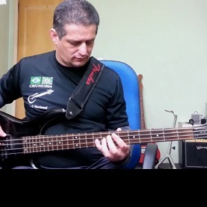 Os Paralamas Do Sucesso - A Novidade (no BAIXO com Tablatura) bass cover tab - YouTube