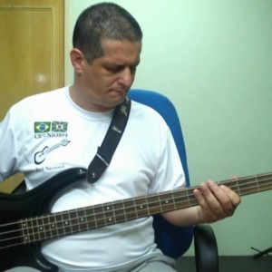 Plebe Rude - Proteção (no BAIXO com Tablatura) bass cover tab - YouTube