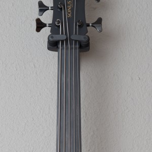 Neck