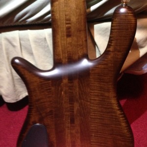 Streamer 6 string nt
