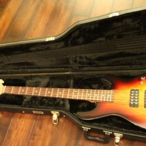 G&L L2500 In Case