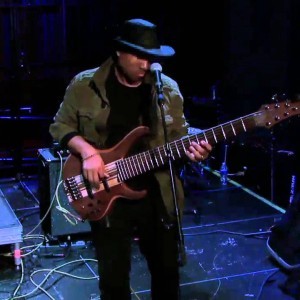 Roland Guerin Band - " Summer Moon " Live In New Orleans At The Old U.S. Mint Feb 4, 2016 - YouTube
