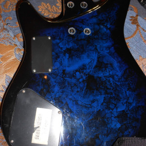 Samick bass