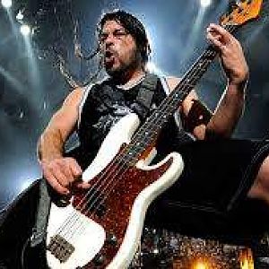 Robert Trujillo