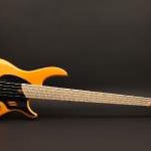 Dingwall NG2 Orange