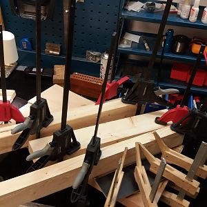 Gluing the top to the alder body