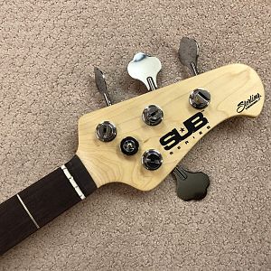 Sterling SUB Ray4 neck