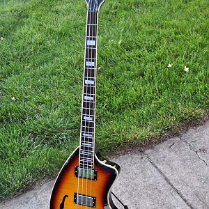 Giannini Craviola Bass