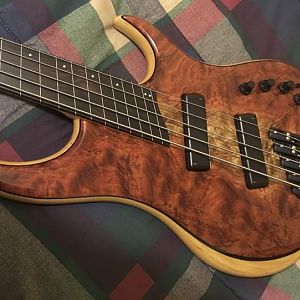 DINGWALL_BODY_FRONT
